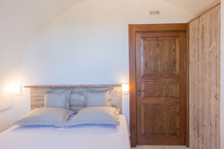 Room 12 of 51