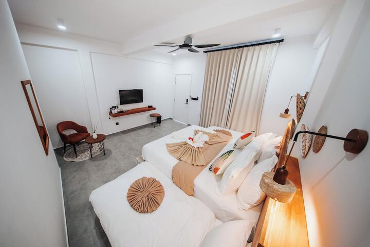Room 4 of 51