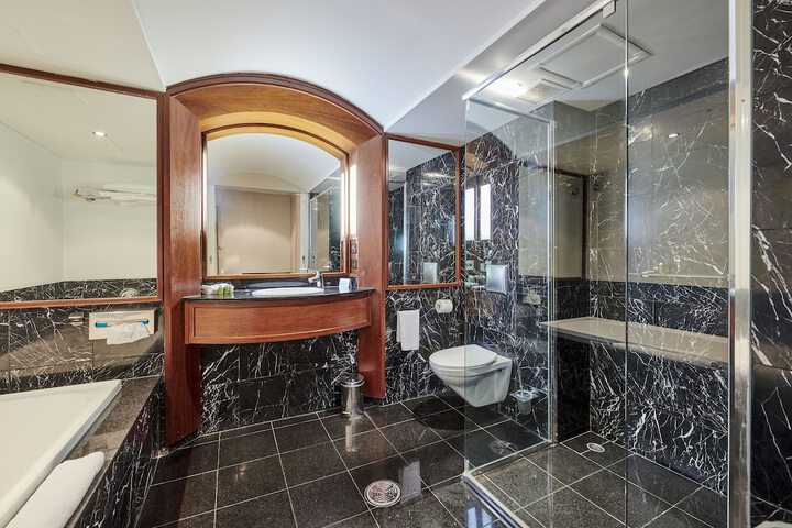 Bath Photo