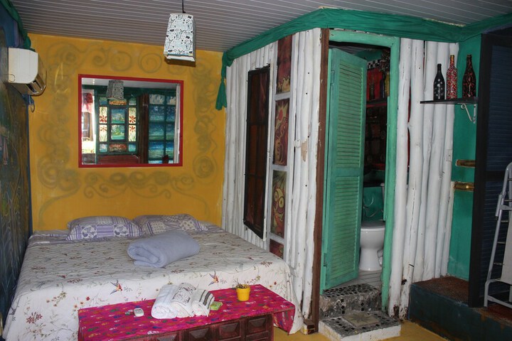 Room 21 of 114