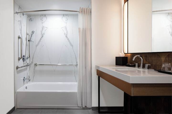 Clean Restrooms