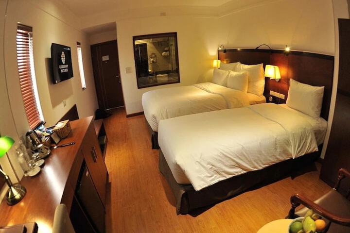 Room 22 of 30