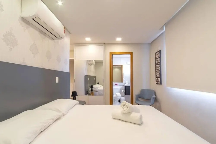Room 3 of 13