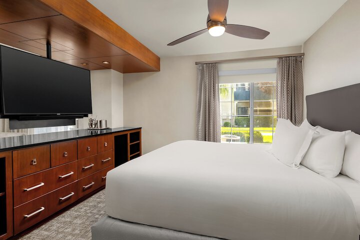 Room 40 of 91