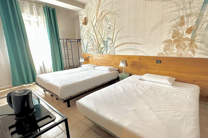 Room 10 of 19