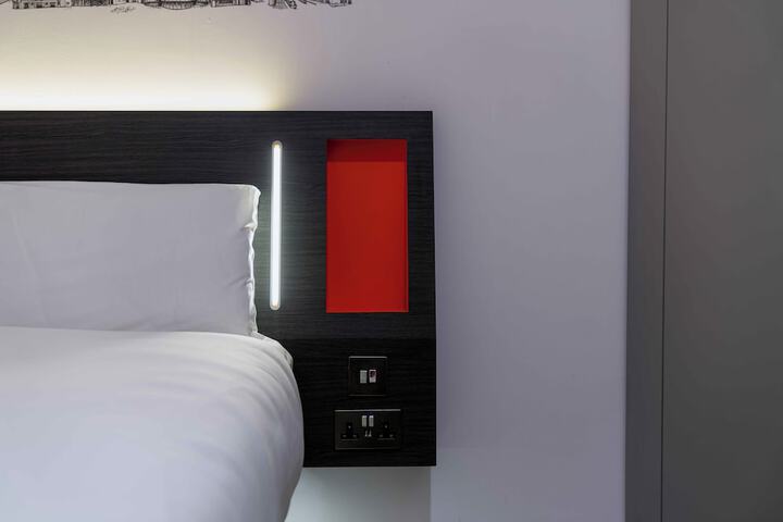 Room 13 of 59