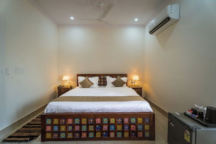 Room 26 of 42