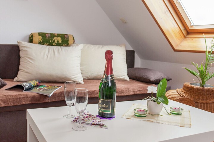 General 2 of 21