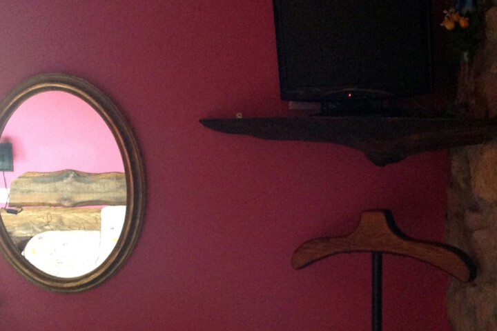 Room 13 of 32