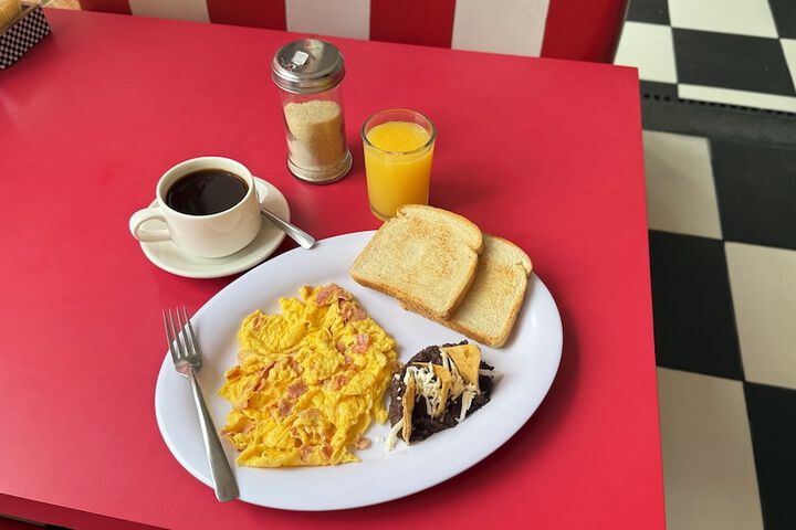 Breakfast/Coffee Service 46 of 55