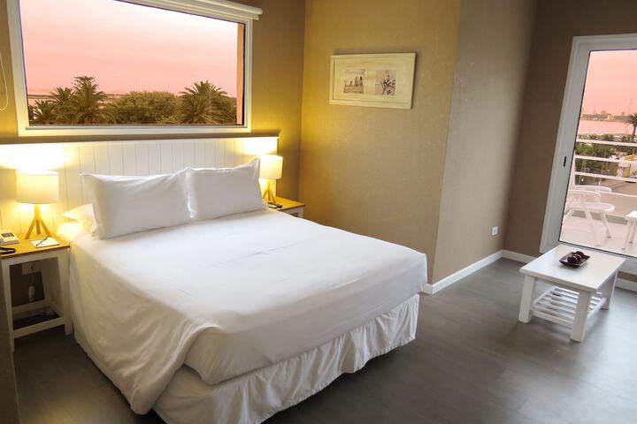 Room 29 of 118
