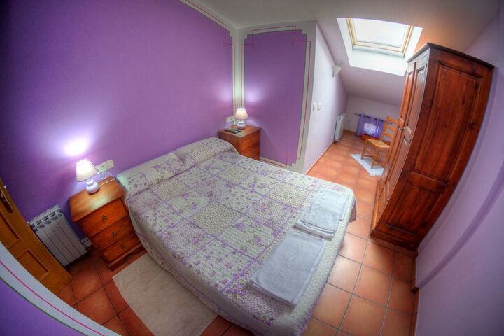 Room 11 of 21