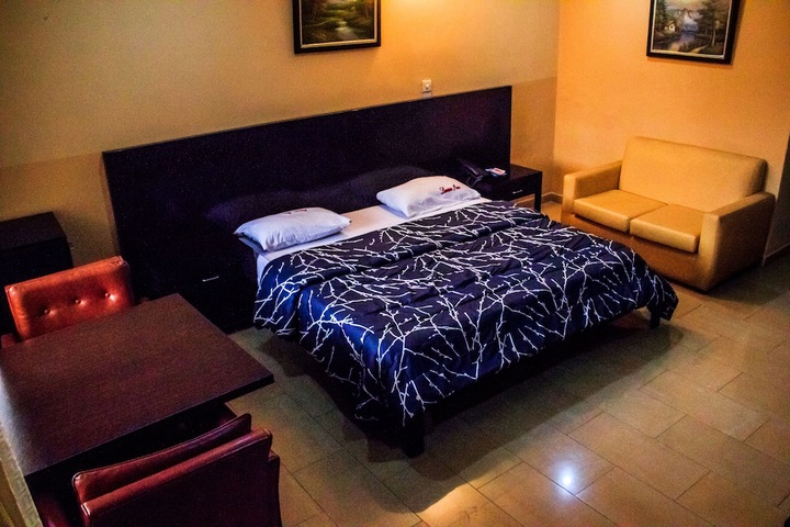 Room 14 of 26