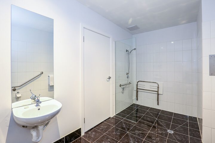Room 18 of 23