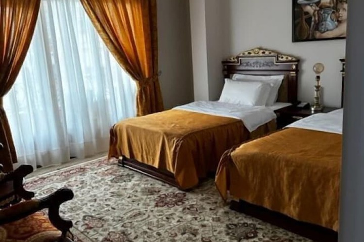 Room 15 of 64