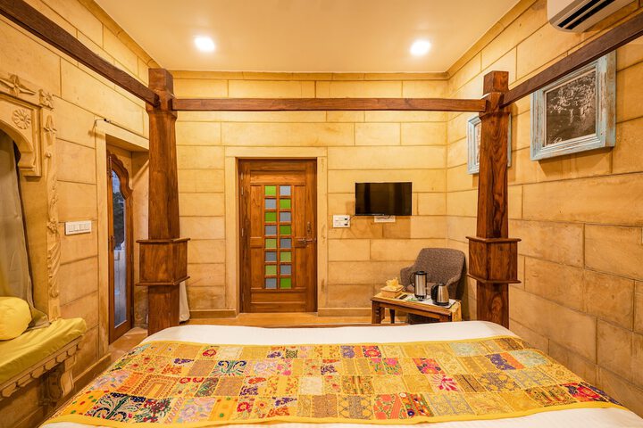 Room 18 of 47