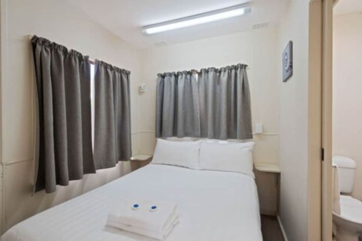 Room 22 of 130