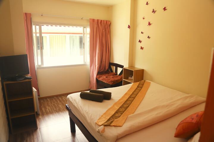 Room 19 of 40
