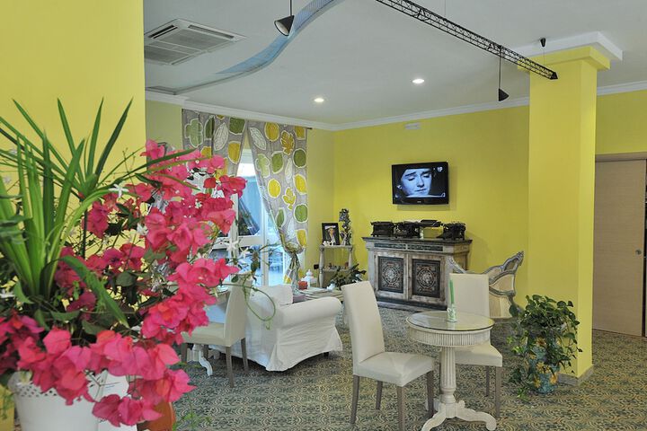 Lobby Photos