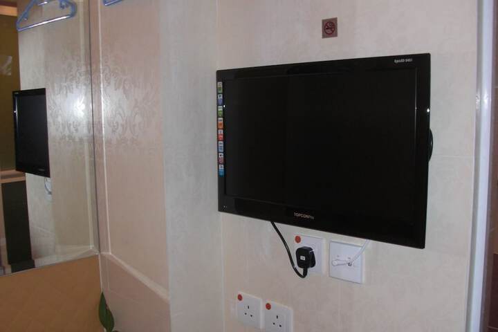Room 20 of 30