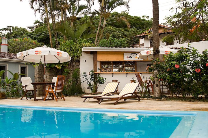 Hotel with Pool