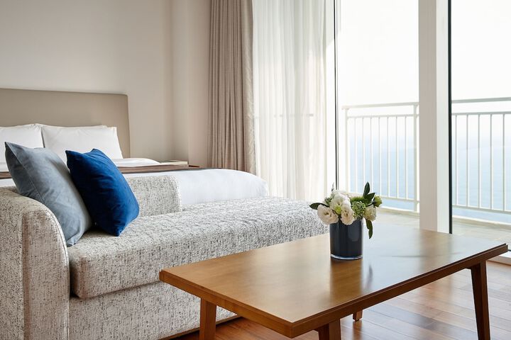 Room 40 of 181