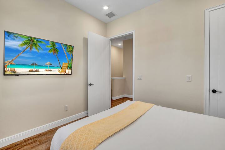 Room 9 of 40