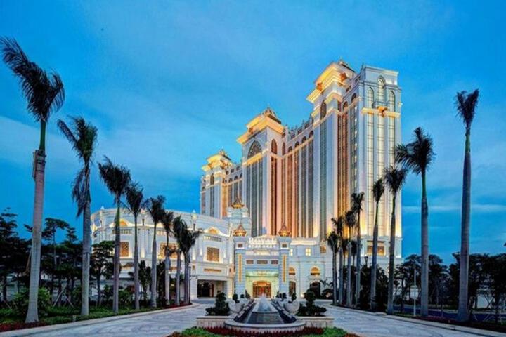 Xiamen Goldcommon Royal Seaside Hotel and Hot Spring