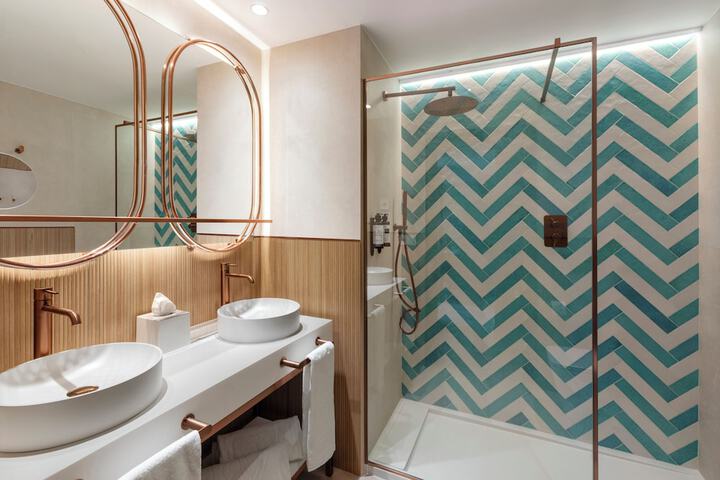 Bathroom Interior Photo