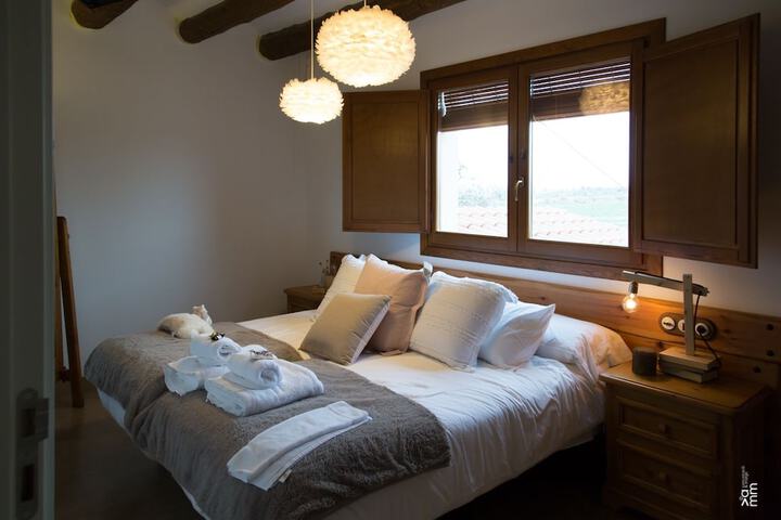 Room 4 of 42