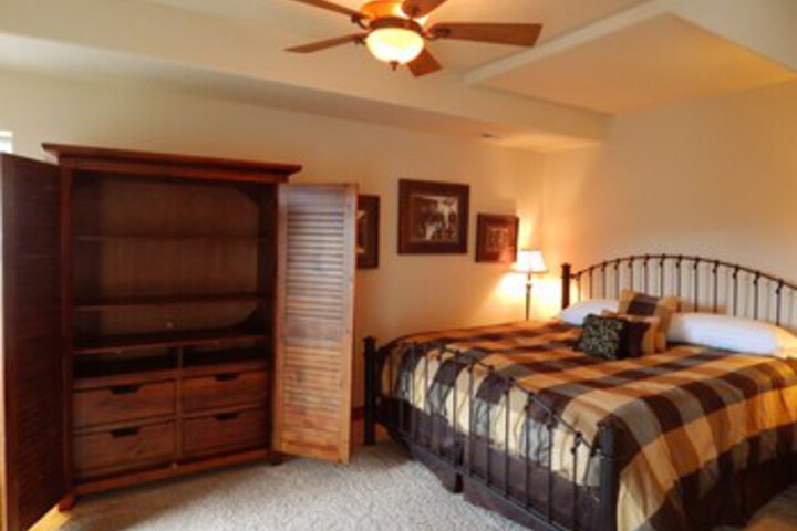 Room 51 of 72