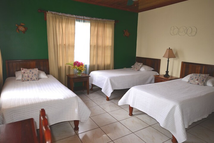 Room 2 of 51