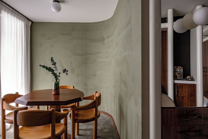 Room 40 of 71