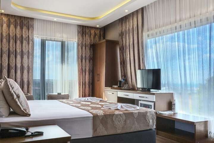 Room 17 of 21
