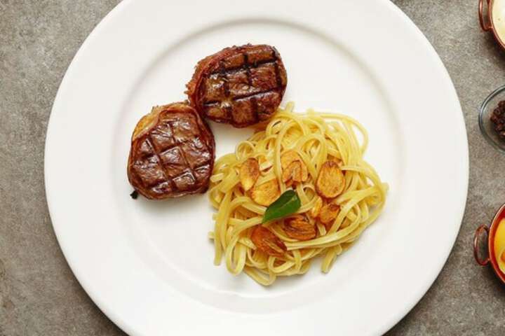 Dining 48 of 71