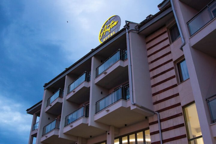 Hotel 44 of 54