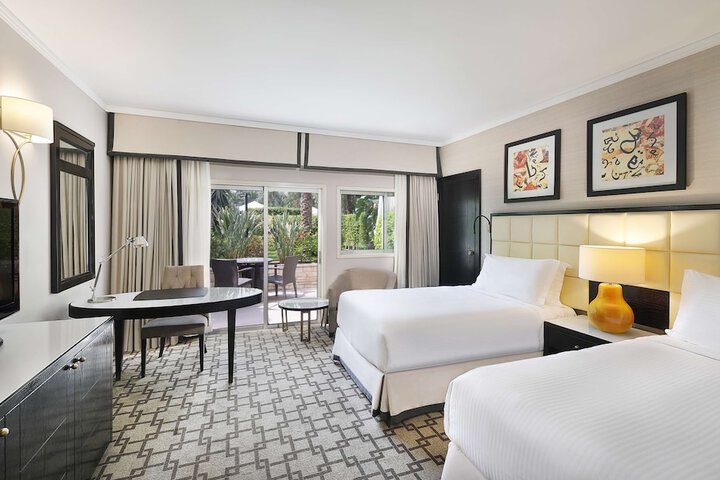 Room 32 of 131