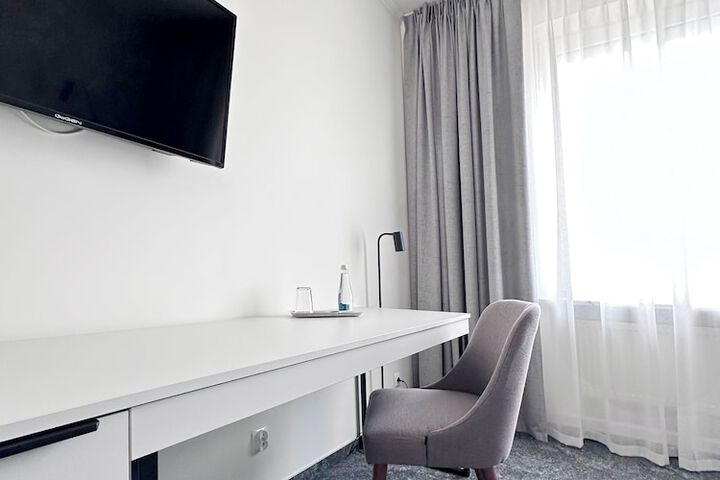 Room 62 of 108