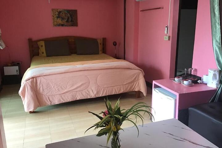 Room 2 of 44
