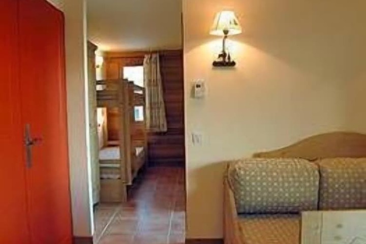 Room 20 of 92