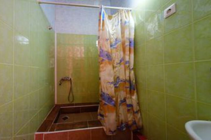 Room 3 of 56