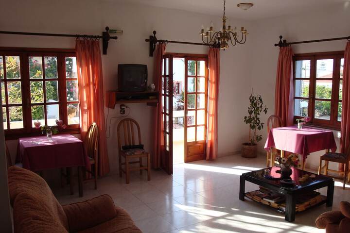 Hotel Interior 4 of 37