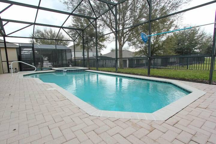 Pool 17 of 43