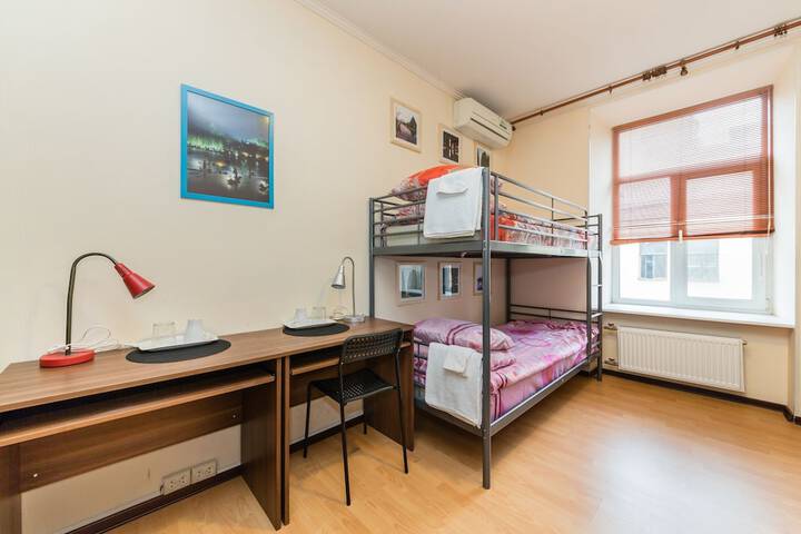Room 9 of 41
