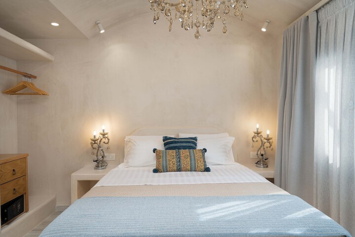 Room 2 of 88