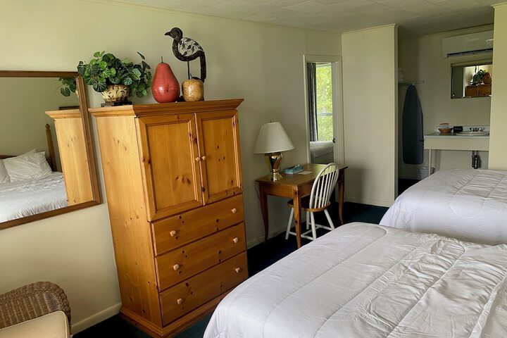 Room 41 of 205