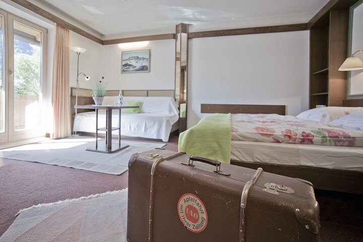 Room 21 of 66