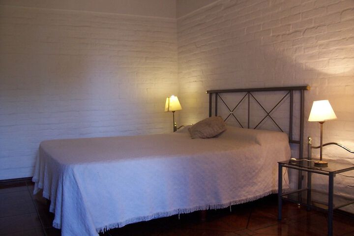 Room 4 of 19