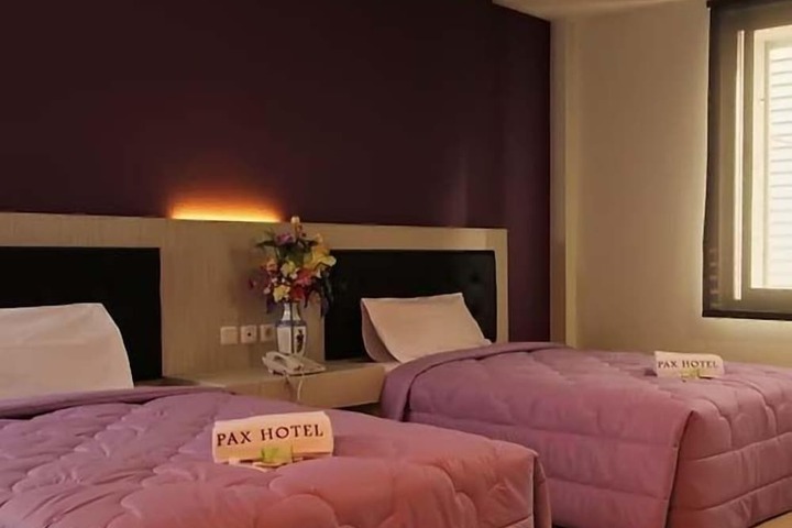 Room 8 of 21