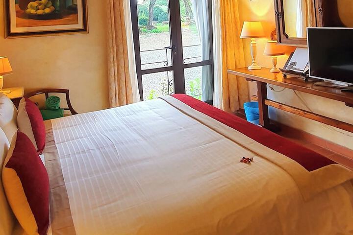 Room 26 of 109